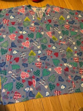 Scrubs Heart Print Medical Scrub Top - Blue with Multicolor Hearts